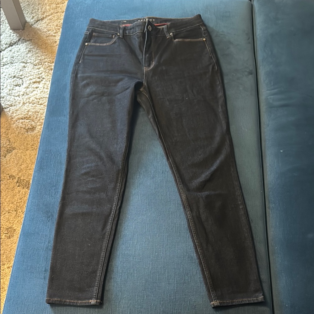 White House Black Market skinny ankle black Denim Jeans
